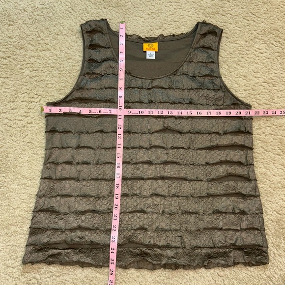 🍂Ruby Rd Ruffle Top🍂 - Picture 8 of 8